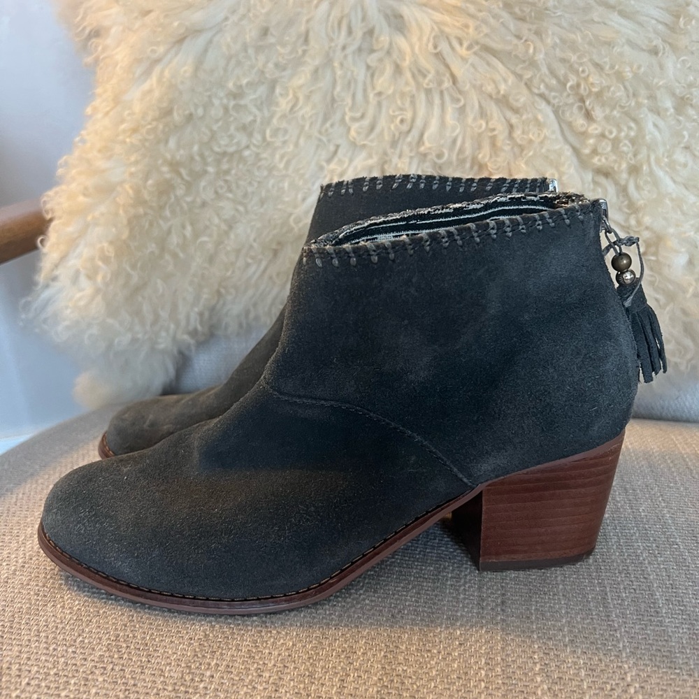 TOMS Women’s booties